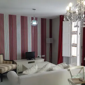 https://apartamentos-columela.es-andalucia.com